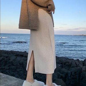 Sweater midi skirt / knit midi skirt